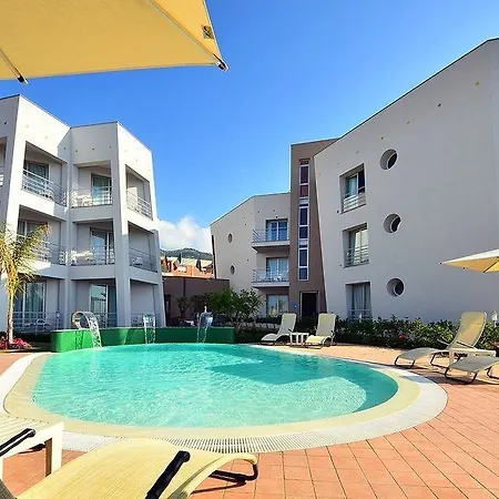 Astro Hotel 4*