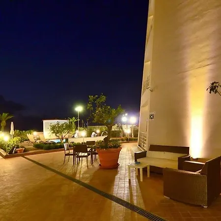 Astro Hotel