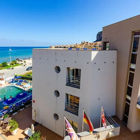 Hotel Astro