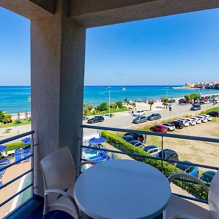 Hotel Astro 4*
